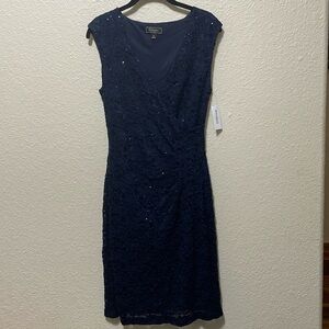 Dressbarn Collection Women's Sleeveless Navy Dress. Excellent Condition. Size 8.